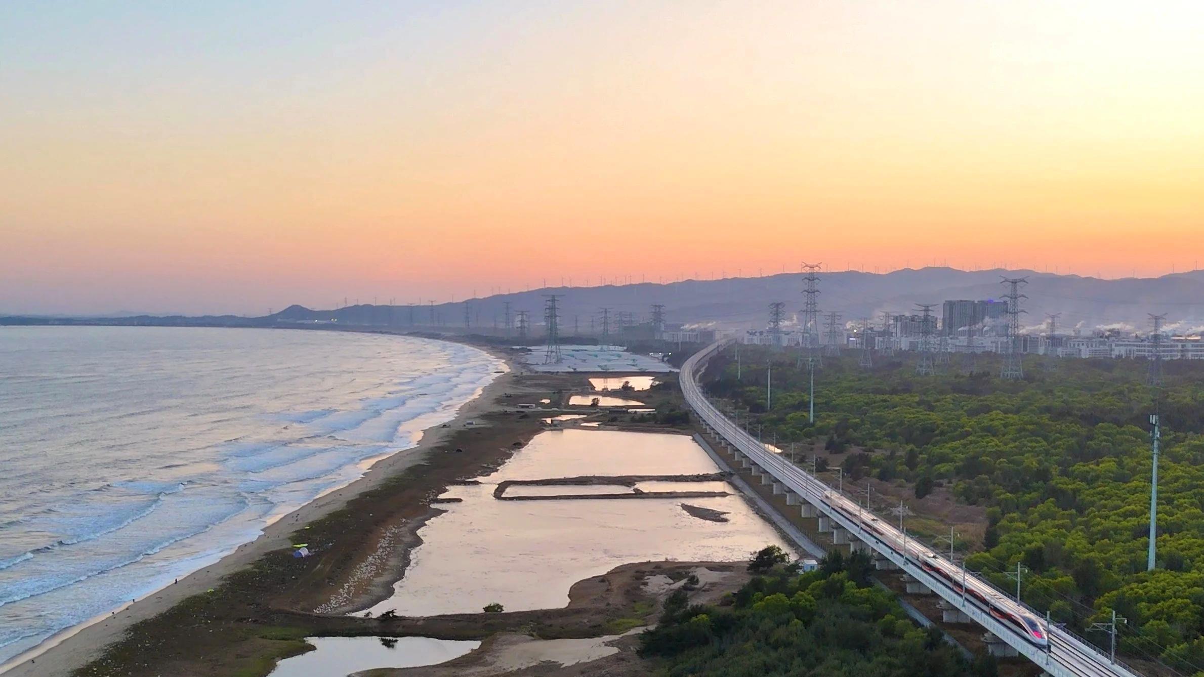 龙汕铁路图片