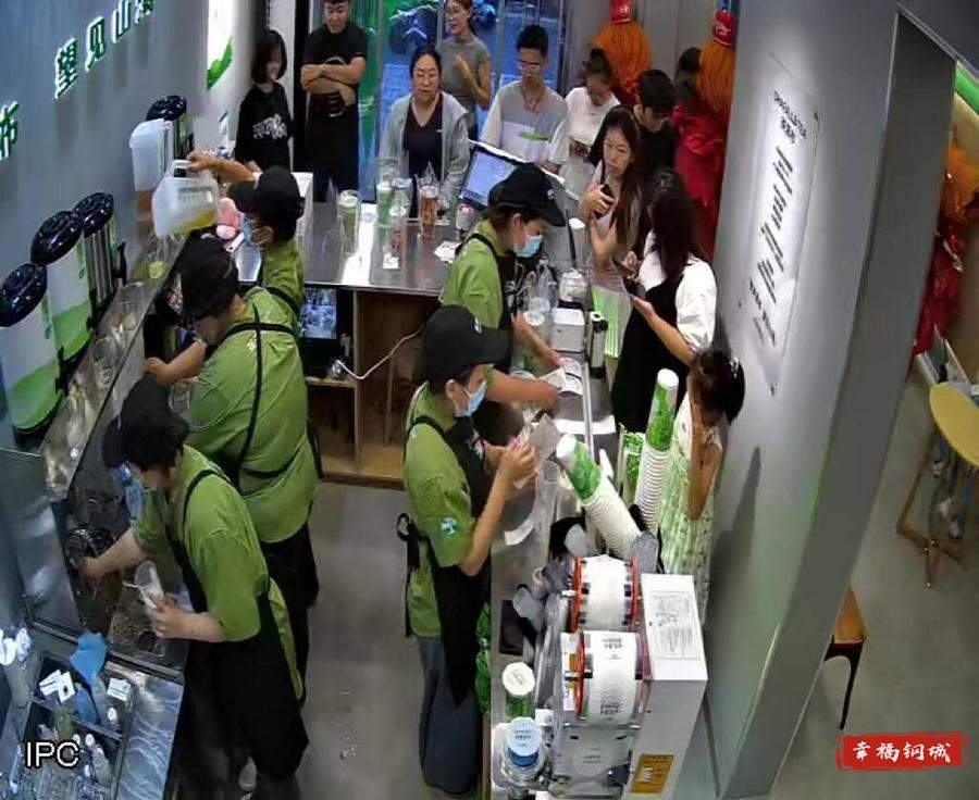 热浪催生消费热潮！山东多地“清凉经济”激活夏日烟火活力