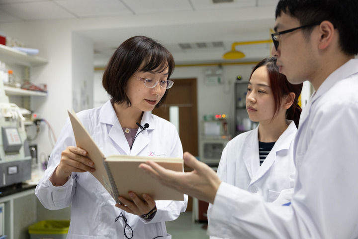 习近平总书记同科技工作者的故事
