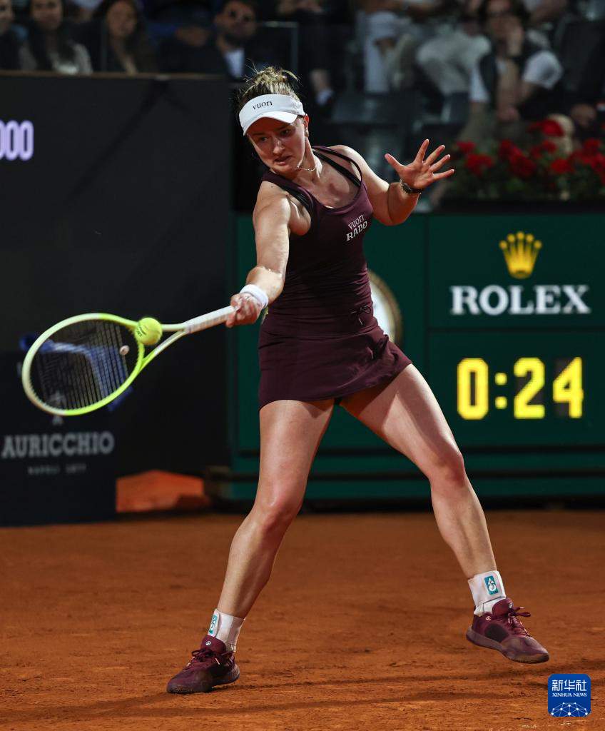 WTA1000罗马站：萨巴伦卡晋级32强