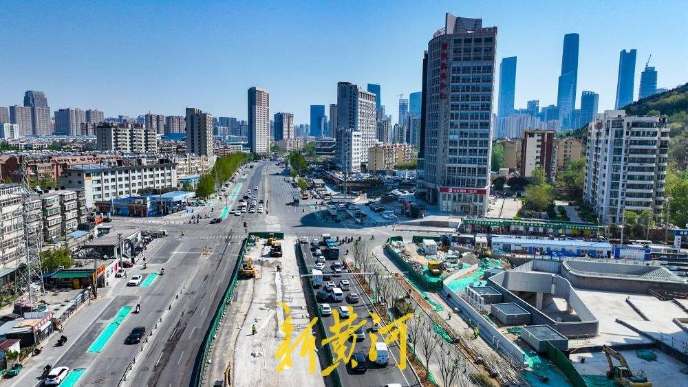 济南地铁6号线七里河站口道路“缝合” 工业南路快车道恢复双向奔赴