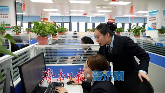 济南市12345市民服务热线荣获“三八红旗集体”荣誉： 当“她”的成长与时光相遇