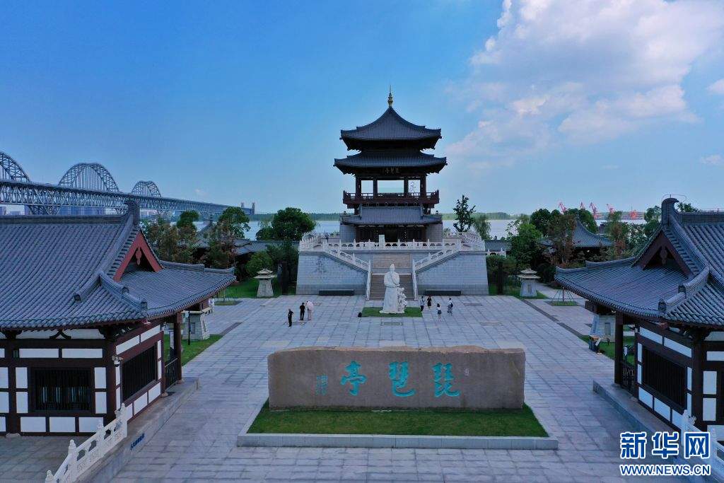 长江十年行丨守好生态底色 走好转型之路——看九江152公里长江岸线的绿色蝶变