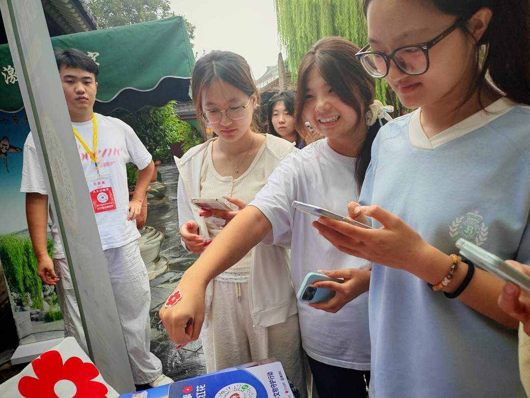扫码拍文物，人人都是“守艺人”