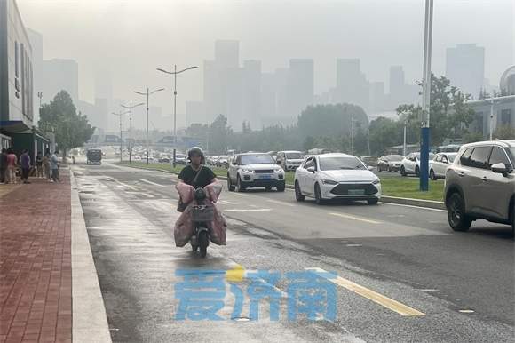 今晨济南解除雷雨大风预警信号,今明两天仍有雷阵雨!