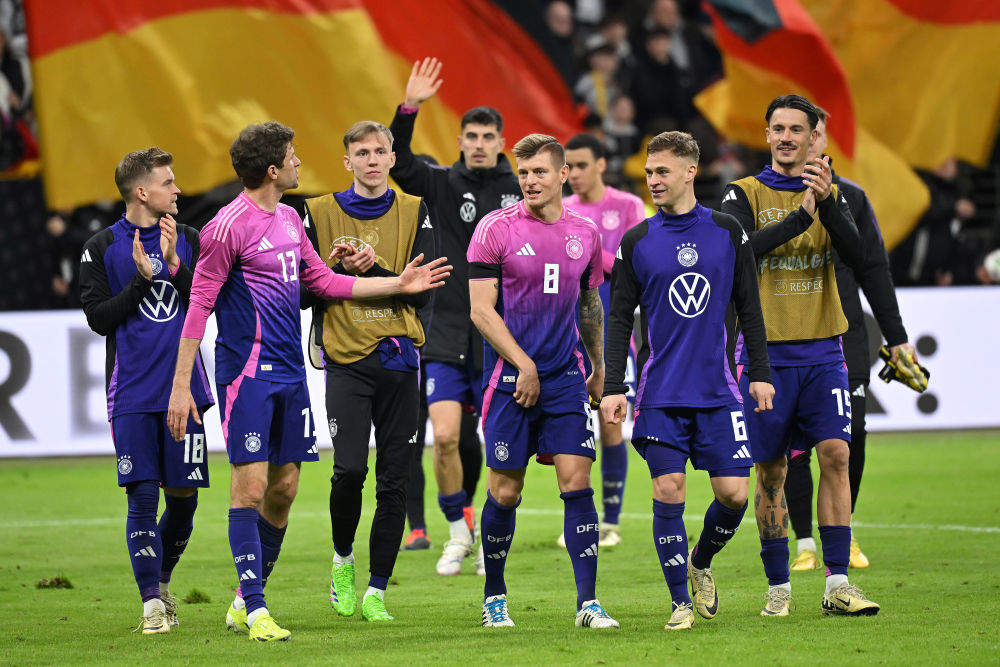 国际足球友谊赛：德国队逆转胜荷兰队