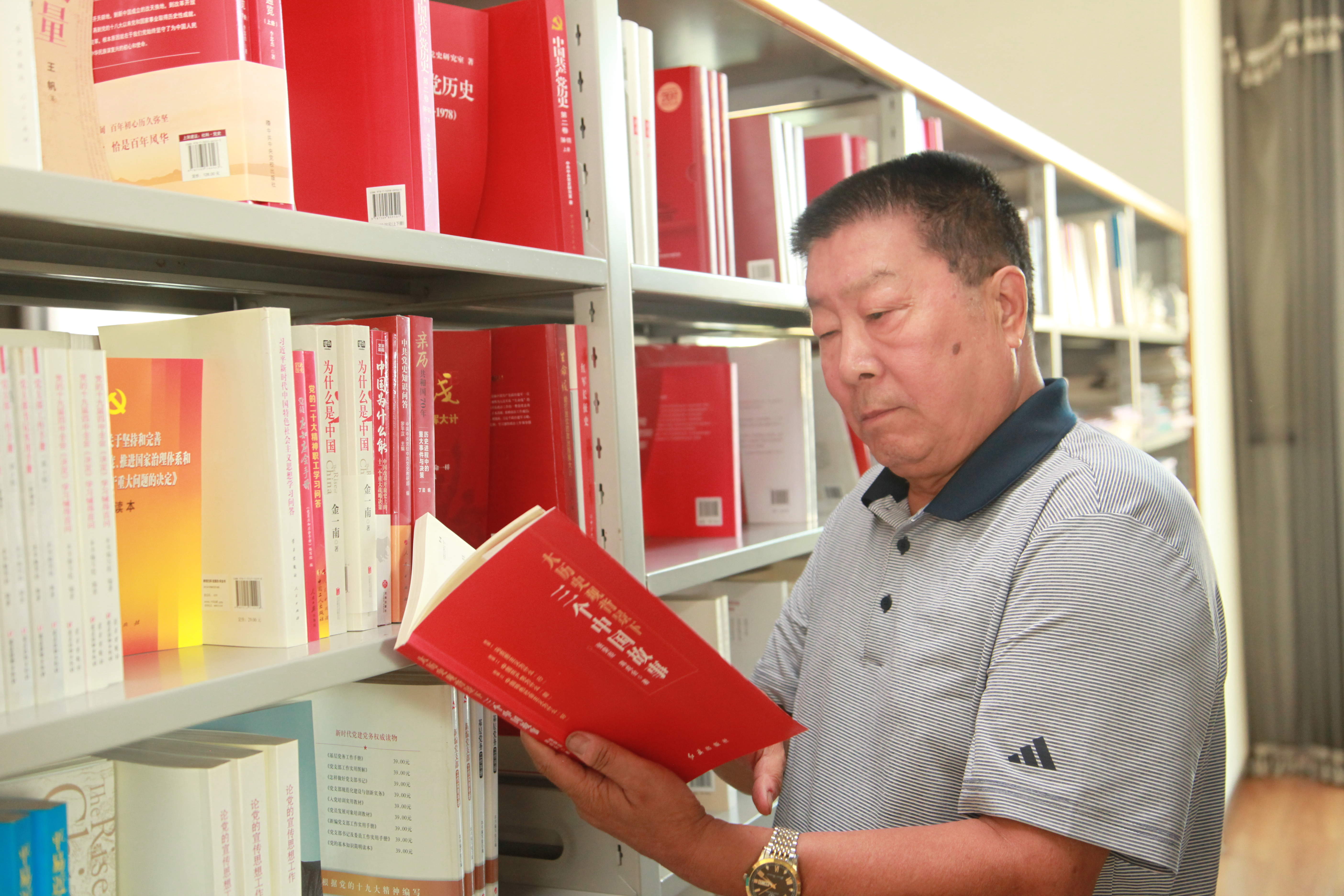 精神高地的守望者——记济南好人韩建平