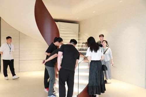 设计师的可靠搭档：无上岩板，让设计无忧落地