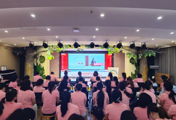 启然幼教集团举办“躬耕教坛，感恩有你”教师节活动 致敬幼教人坚守与热爱