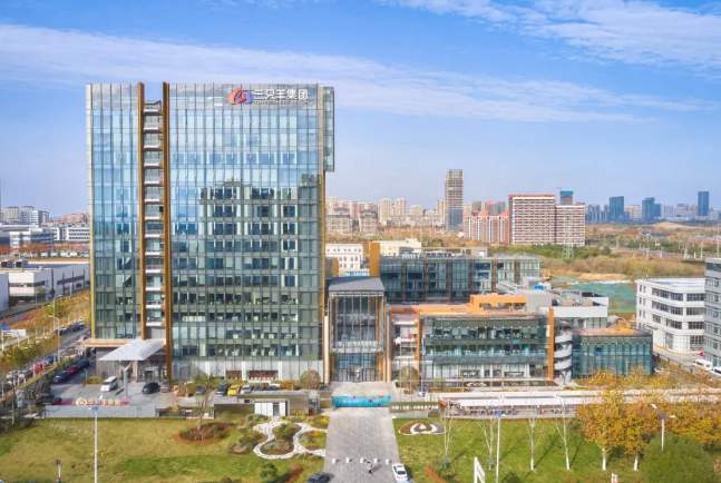 疯狂小杨哥转型卖课 直播培训究竟是“逆袭法宝”还是“割韭菜”?