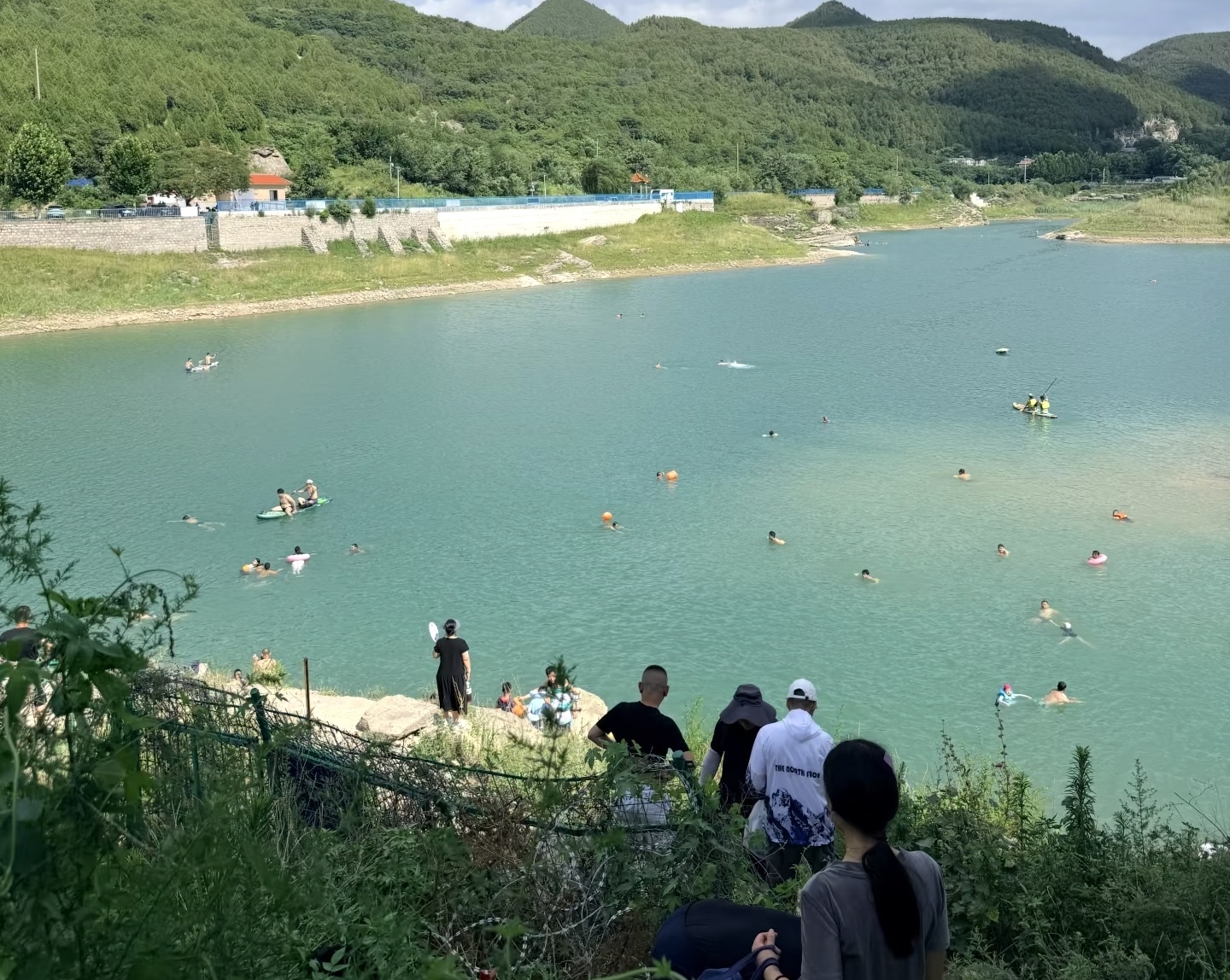 民生民声丨高温炙烤下，亲水刚需与潜在风险的博弈——拦不住的野泳，怎么管？