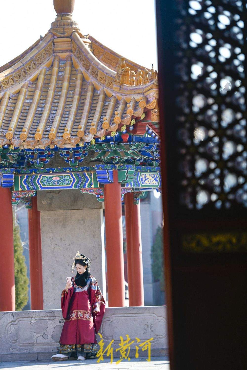 红窗金瓦映华裳,济南府学文庙成汉服旅拍文化新地标