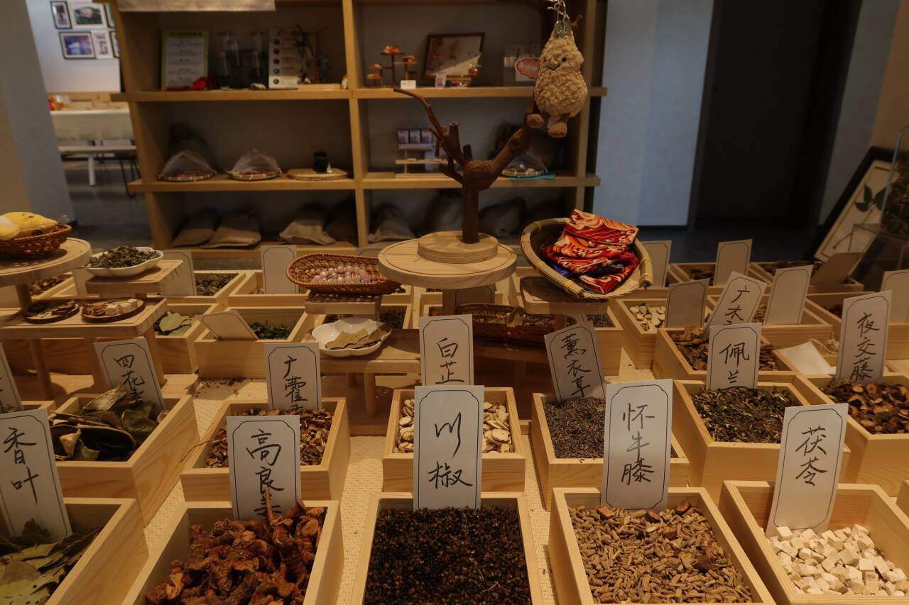 融媒·先锋｜联村共富记——一块田，一块甜