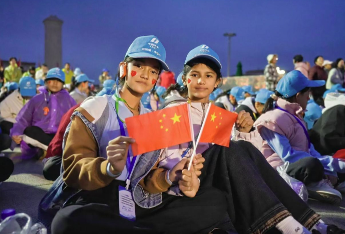 喀什市“祖国情·中华行”新疆青少年爱国主义研学活动