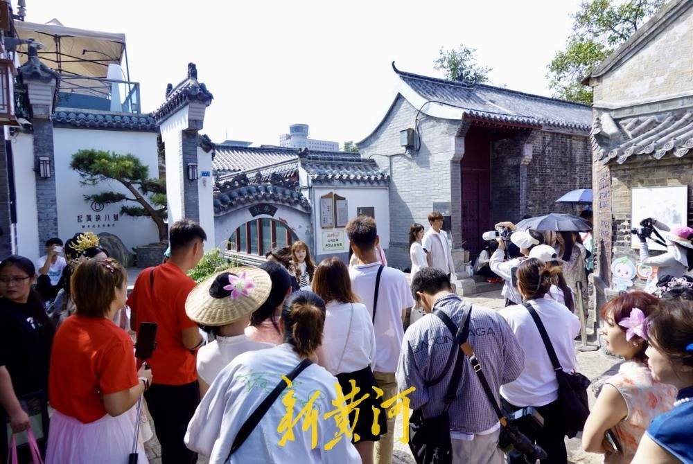 国庆假期旅游火热,泉城网红打卡热门地最吸睛