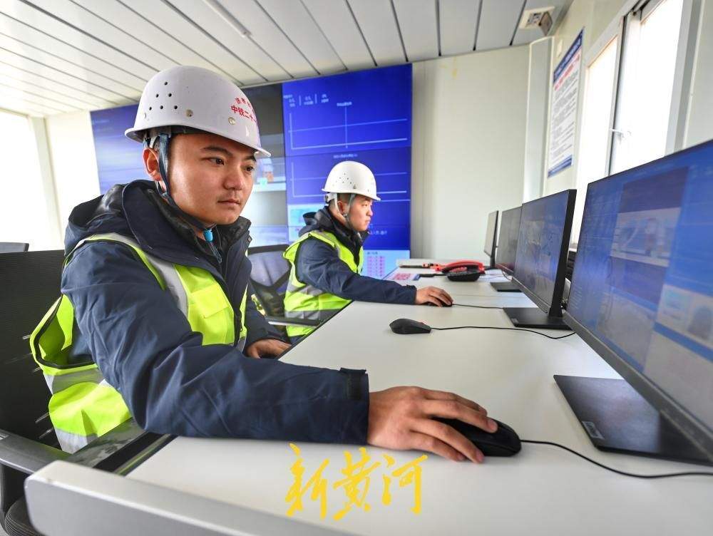 济枣铁路项目全面复工