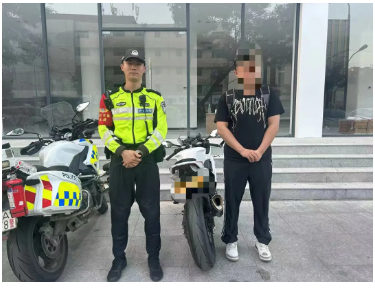 近日，济南街头 多人被查