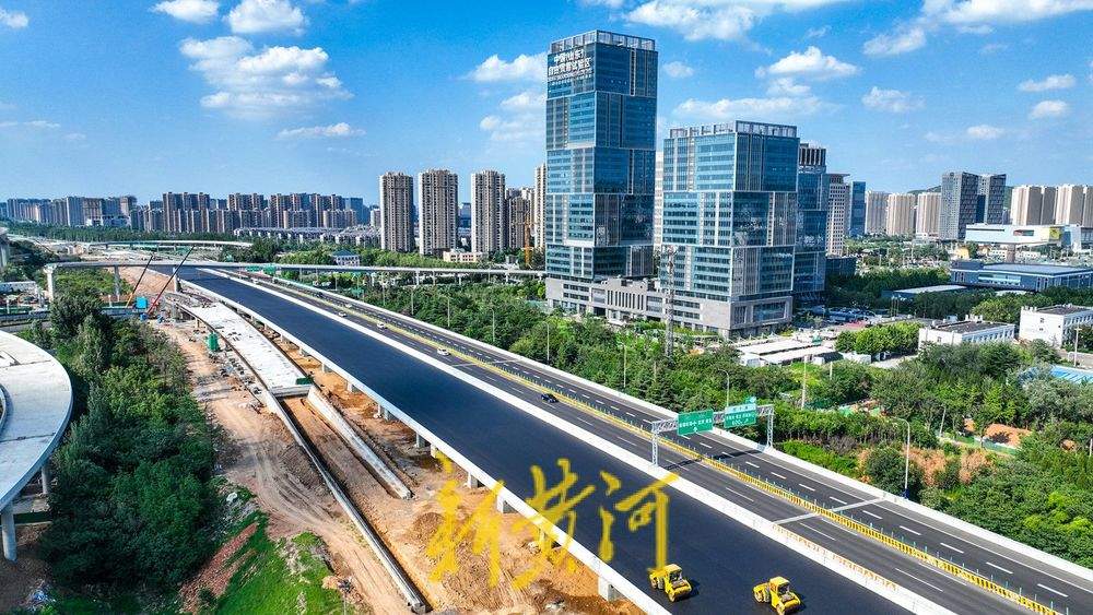 济南东绕城高速改扩建，车道“四改八”初具规模