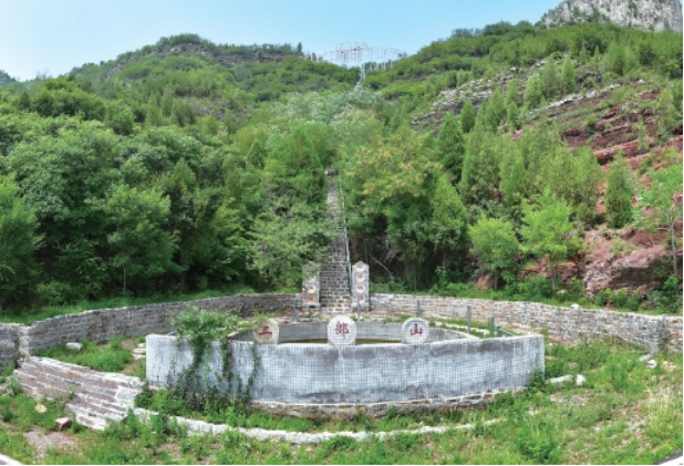 章丘区垛庄镇二郎山有个“寒武天梯” 展示远古神秘的地质变迁