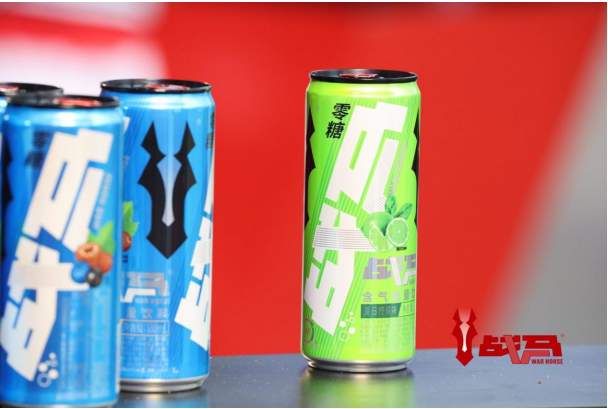 功能饮料能消除疲劳吗？年轻人出游补充能量还得是这个品牌