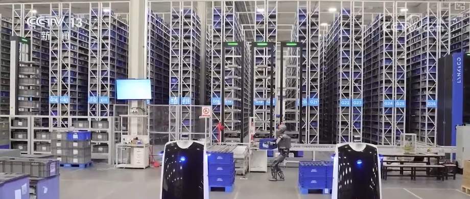 人形机器人应用场景遍地开花 催生消费新业态