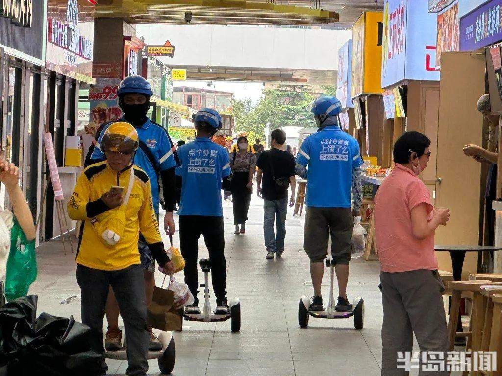 青岛一外卖小哥月入1万5！睁眼就开始跑，一天干13个小时