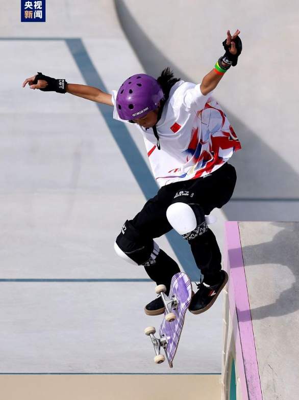 济南小将崔宸曦带火家乡滑板热 3岁小娃也爱上“陆上冲浪”