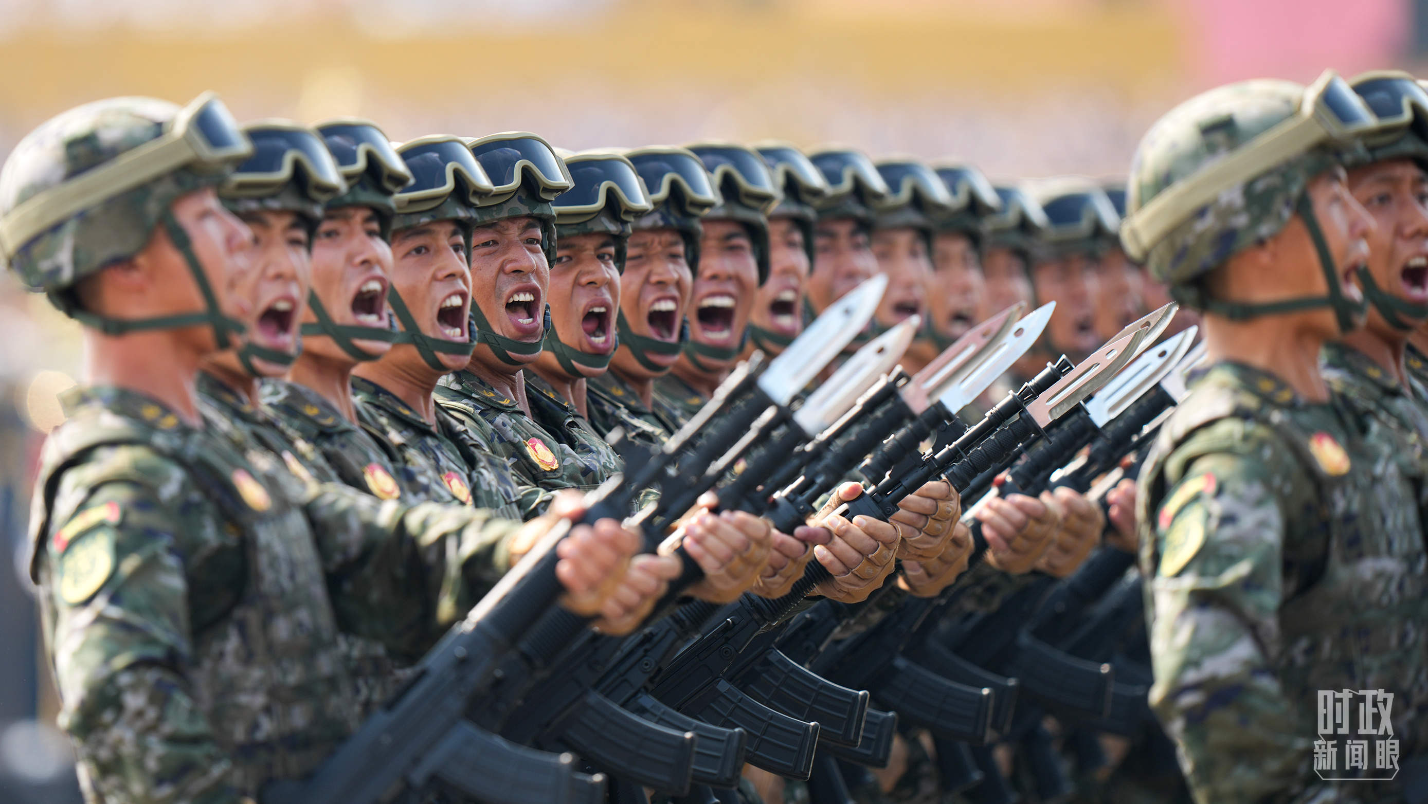 时政新闻眼丨高质量推进国防和军队现代化，习近平强调充分发挥这一特有优势