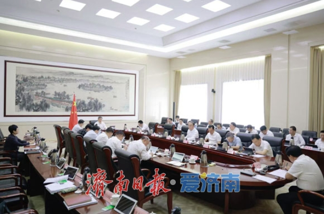 于海田主持召开市政府常务会议 研究城市抗震防灾规划等事项