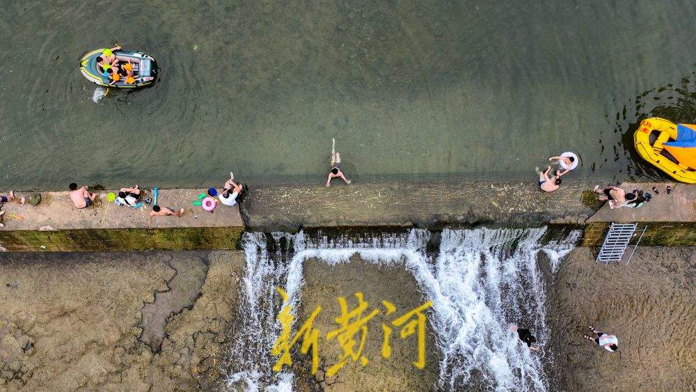桑拿天开启，泉城市民进山亲水纳凉