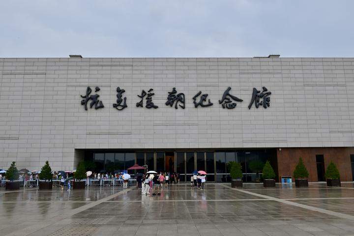 友谊塔见证中朝友谊薪火相传