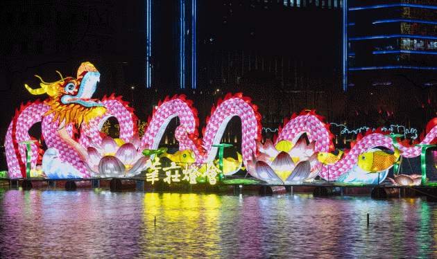 “L人”在过一个热气腾腾的年