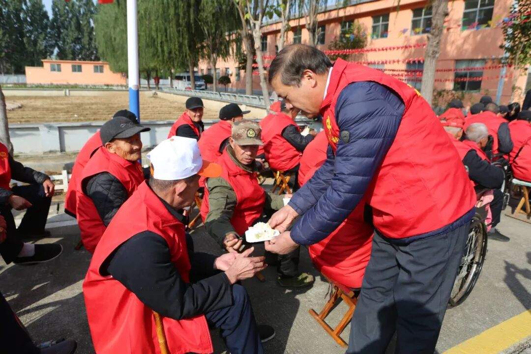 “泉城福彩公益行——关爱夕阳红”多项敬老爱老助老活动温暖过重阳