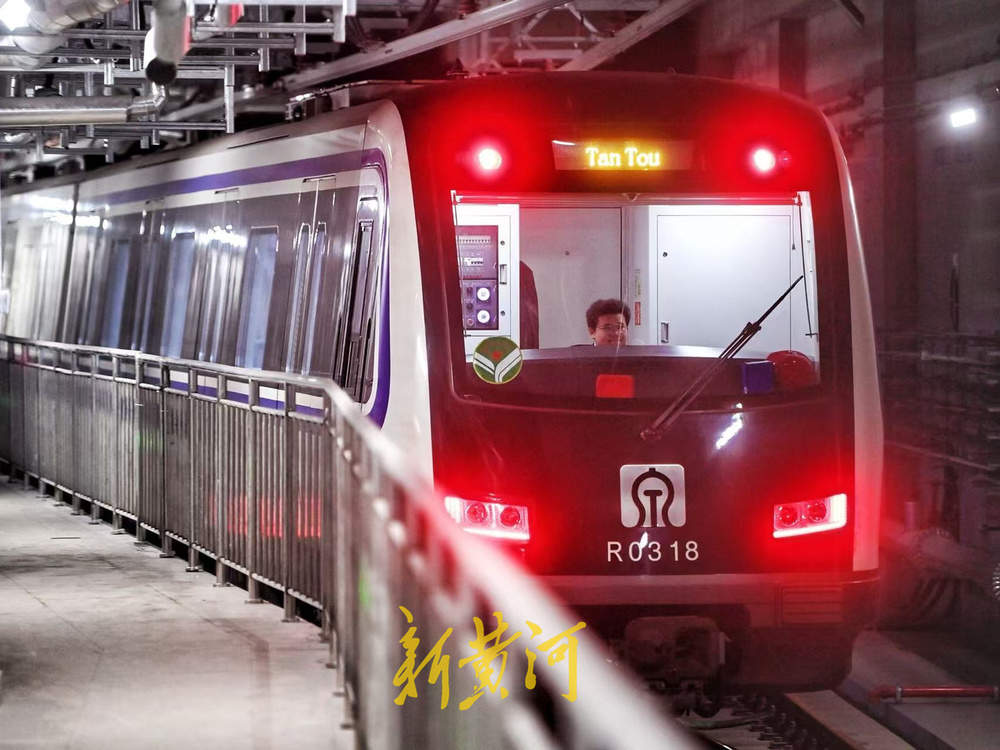 济南地铁3号线二期正在试运行，未来济南东站至机场南站约21分钟