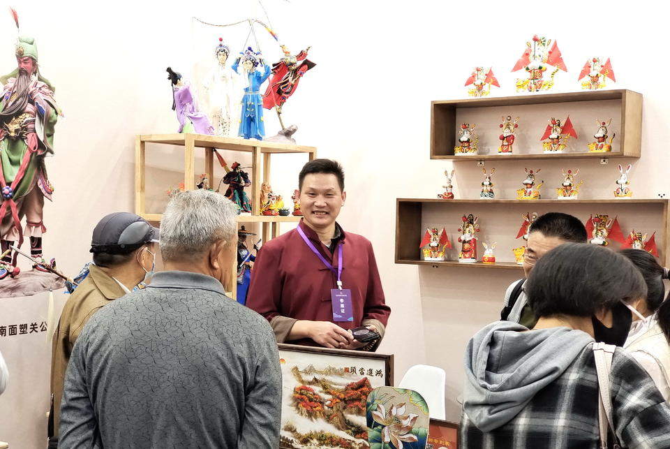 题材新颖、惟妙惟肖！第八届中国非遗博览会上济南面塑很吸睛