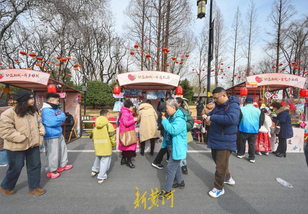 正月初一赶一场明湖市集，沉浸式触摸非遗里的中国年