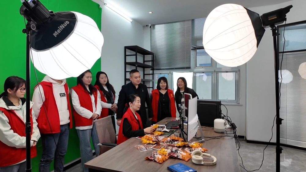 新华视点｜办好民生“关键小事”筑牢百姓“幸福大事”