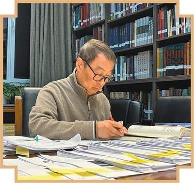 两代人接力编纂，十余载苦心追寻 为海外流散青铜器建档（文化中国行·人文观察）