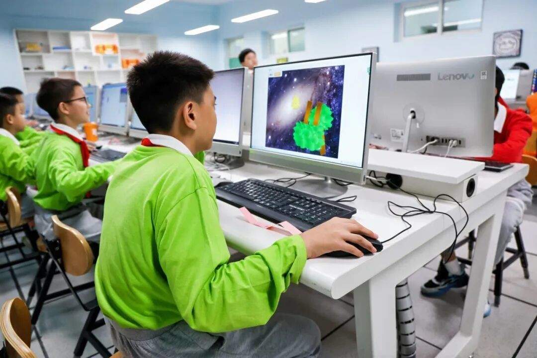 第五届科技节收官！开元校园秒变“科技乐园”