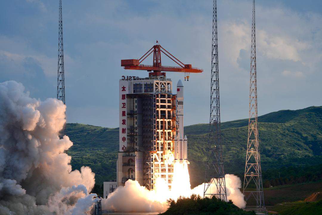 我国成功发射卫星互联网低轨卫星