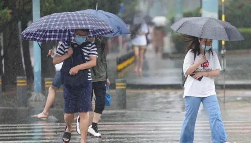 雨雨雨！济南今明两天连续雷阵雨！高温预警继续！注意防范