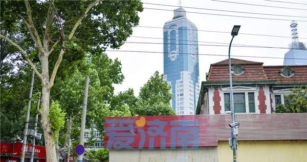 大观园旁昔日商街搬迁，美容美发“专属”一条街落幕