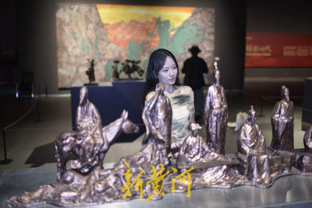 百余件艺术作品共绘新时代，国家艺术基金优秀美术作品展花开泉城