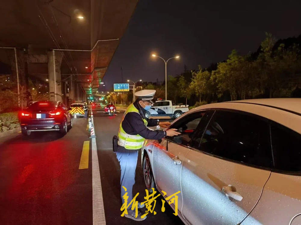 春节期间济南高速收费站日均流量或将突破120万，这份“春节出行避堵指南”请查收