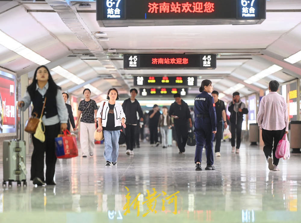 济南站北站房启用后，济南站实行“南北双向进出站”模式