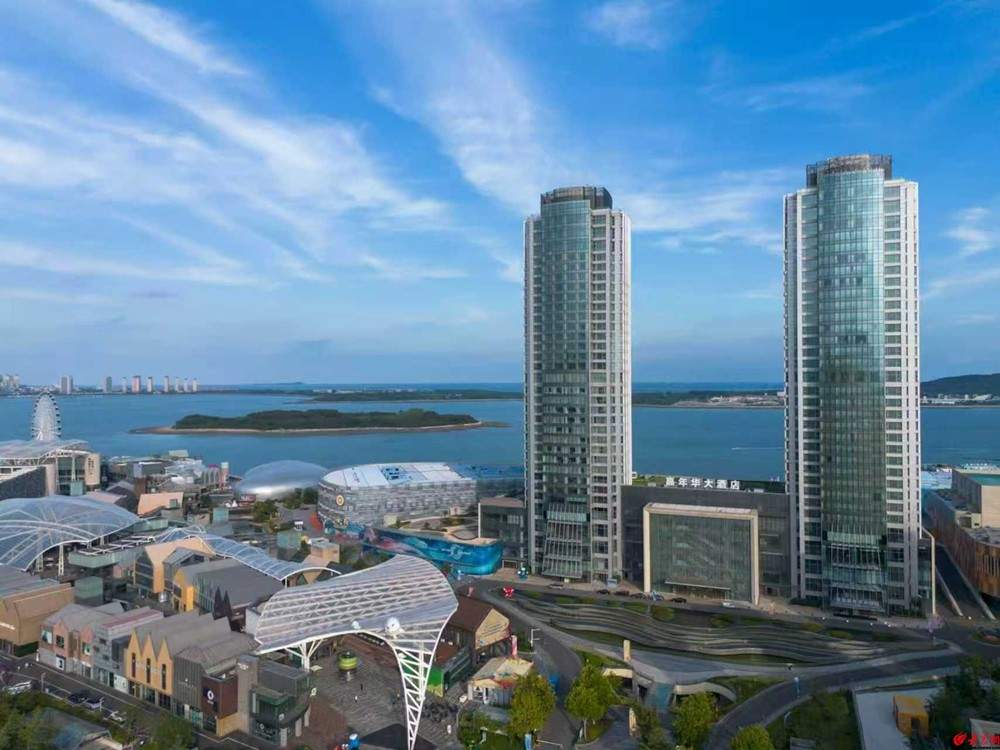 国风花灯、超值钜惠、国球训练营、网红场景……青岛嘉年华滨海旅游休闲街区推出“一站式”新春文旅盛宴