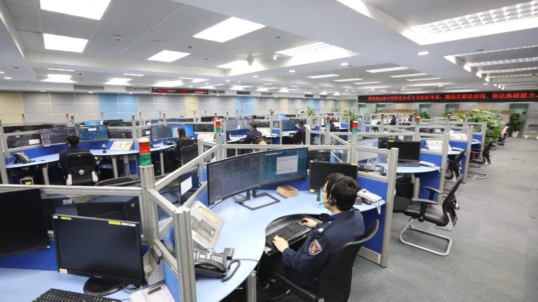 为发泄个人情绪同一件事报警203次，警方：行拘10日！