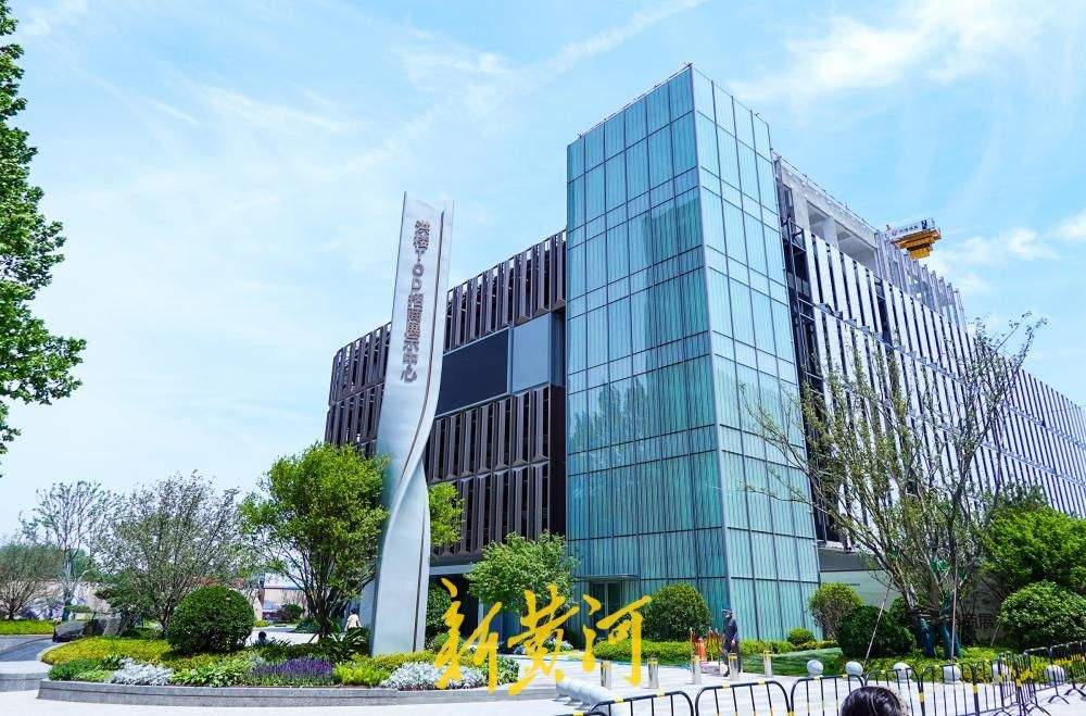 原历城商场拆除后建起新展厅  洪楼城市更新首个商业项目将开放
