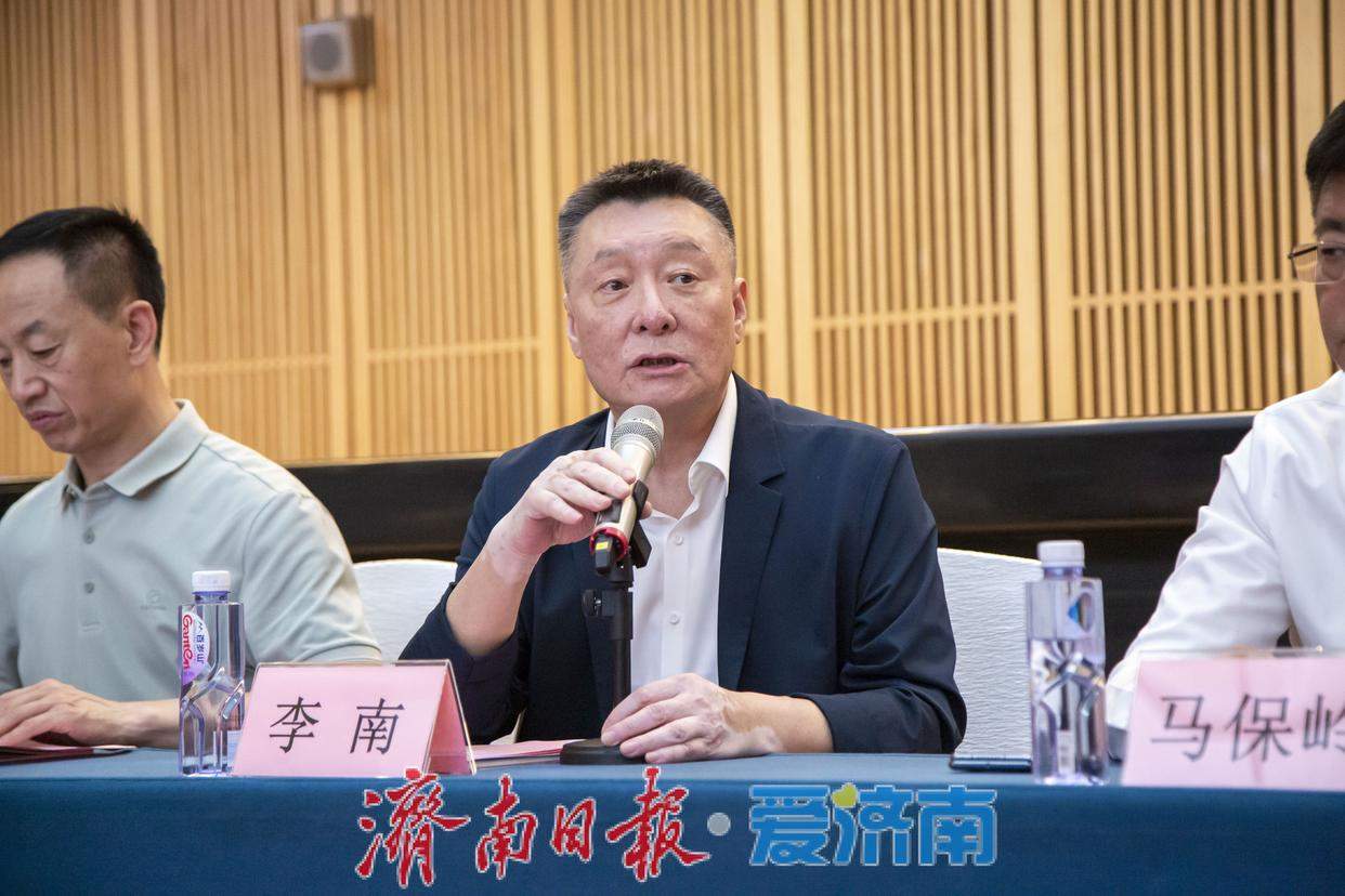 泉城交响乐团发展座谈会暨理事会筹备会议召开