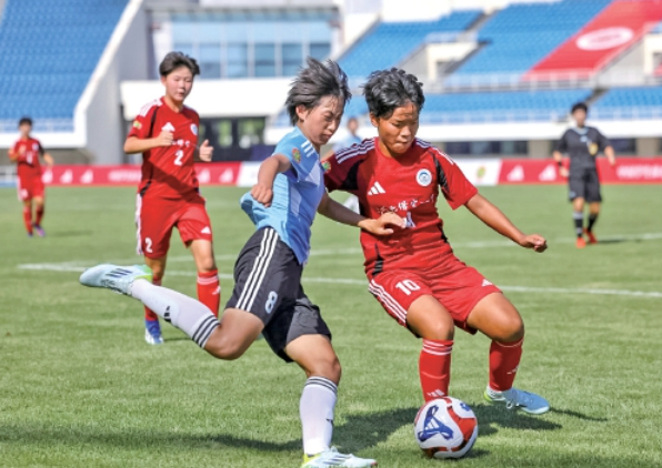 历城二中女足：从世界冠军到全国新时代好少年 绿茵逐梦正青春